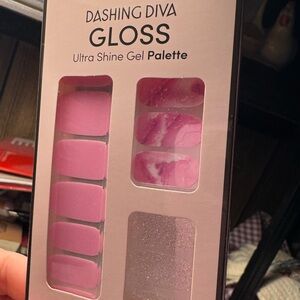 Dashing Diva Gloss Gel Nail Strips NWT